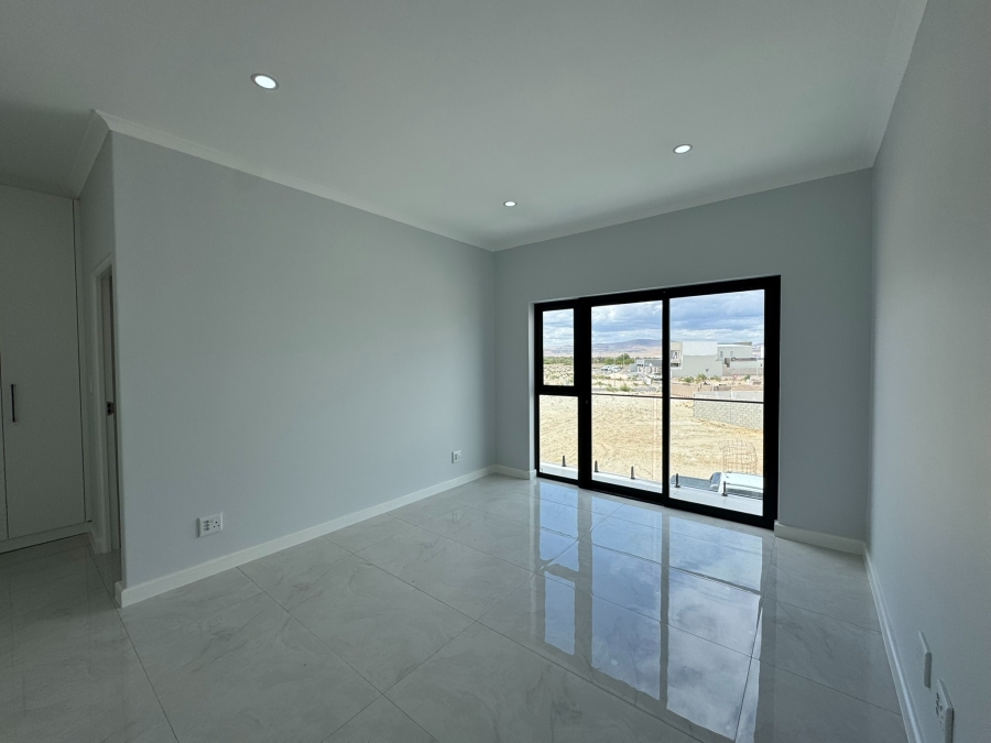 4 Bedroom Property for Sale in Sandown Western Cape